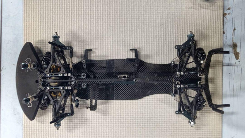 Load image into Gallery viewer, Used Mugen MTC2 FWD with Spare Parts &amp; 2 Yaris Bodies
