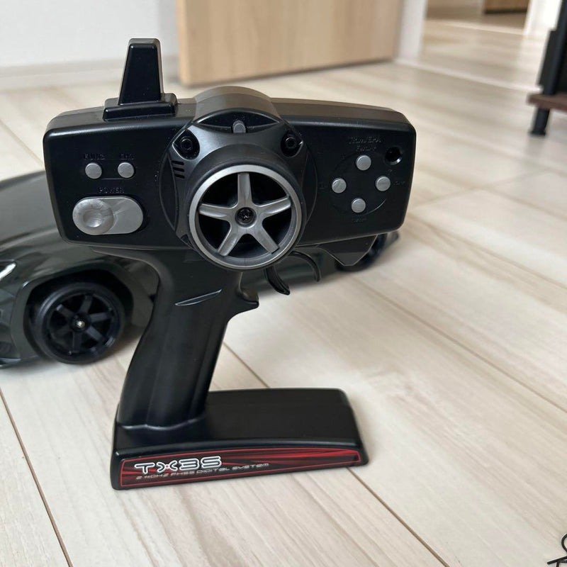Chargez l&#39;image dans la visionneuse de la galerie, Yokomo Drift Package 2WD Full Set with Toyota 86 Body Operation Confirmed - Used
