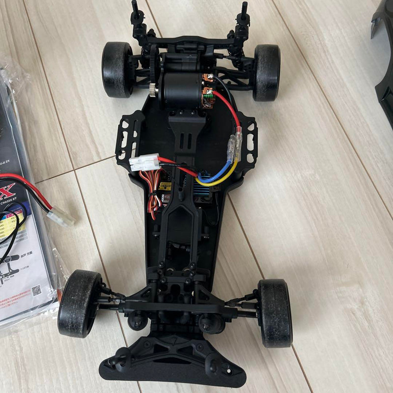 Chargez l&#39;image dans la visionneuse de la galerie, Yokomo Drift Package 2WD Full Set with Toyota 86 Body Operation Confirmed - Used
