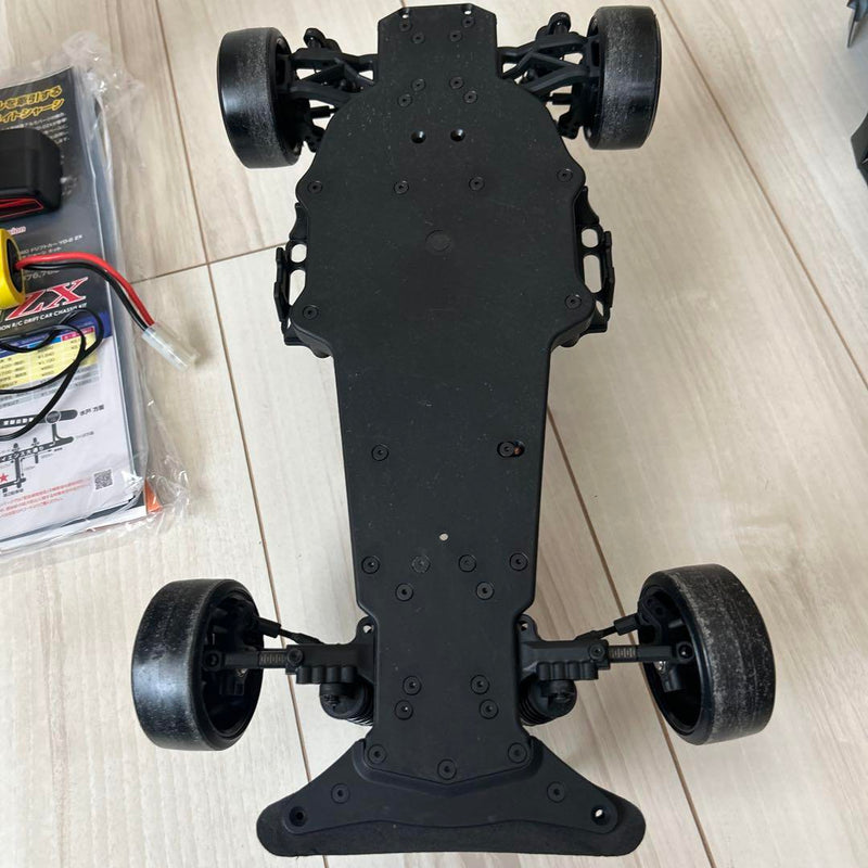 Chargez l&#39;image dans la visionneuse de la galerie, Yokomo Drift Package 2WD Full Set with Toyota 86 Body Operation Confirmed - Used
