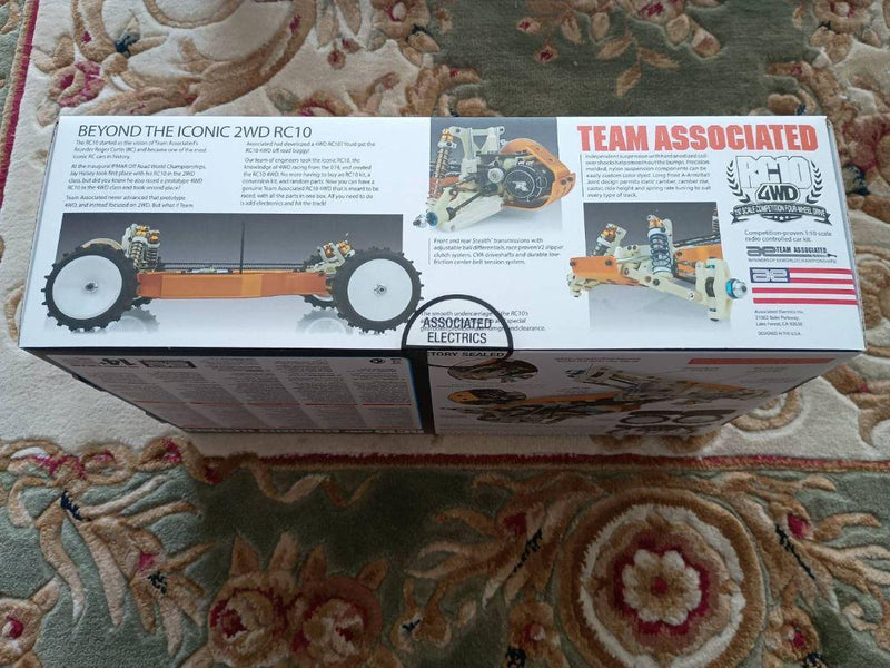 Load image into Gallery viewer, Associated RC10 4WD Kit Unopened Unassembled - Used
