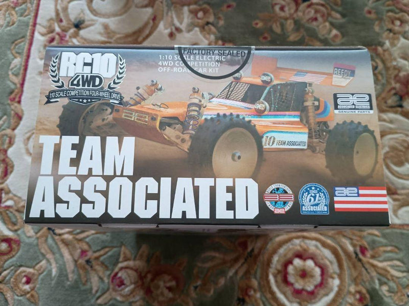 Load image into Gallery viewer, Associated RC10 4WD Kit Unopened Unassembled - Used
