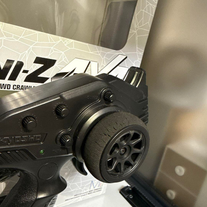 Load image into Gallery viewer, Used Kyosho Mini-Z 4x4 APIO Jimny Sierra with Catappi ReadySet Used Indoor
