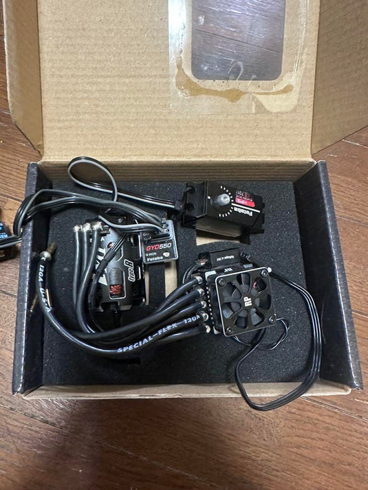 Yokomo & Futaba Electronics Full Set RPX-II ESC DX1T Motor GYD550 CT700 Servo - Used