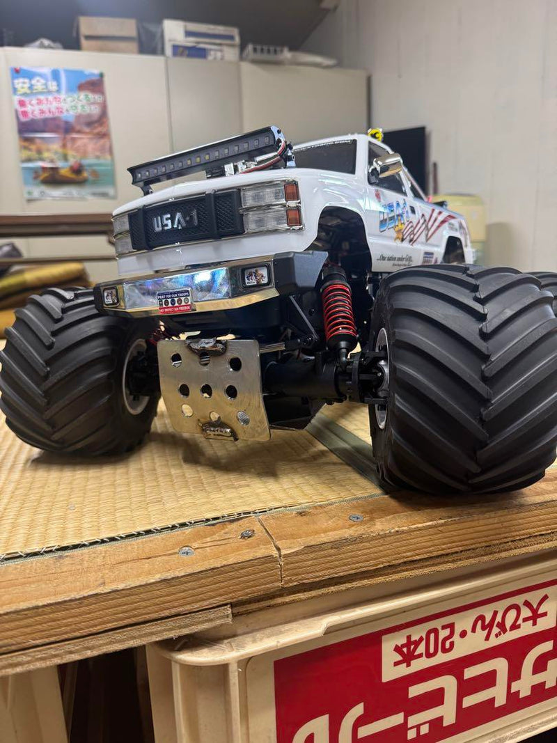 Load image into Gallery viewer, Used Kyosho 1/8 USA-1 Monster Truck RC Car Used with Custom Sound and Lights
