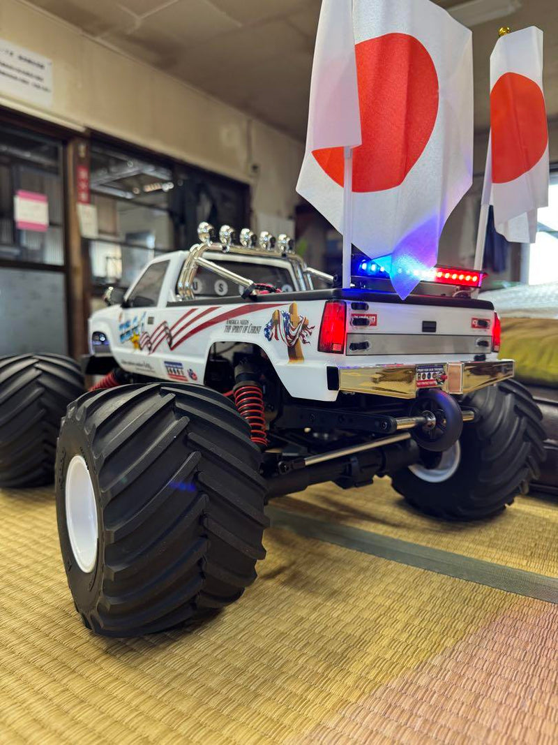 Load image into Gallery viewer, Used Kyosho 1/8 USA-1 Monster Truck RC Car Used with Custom Sound and Lights
