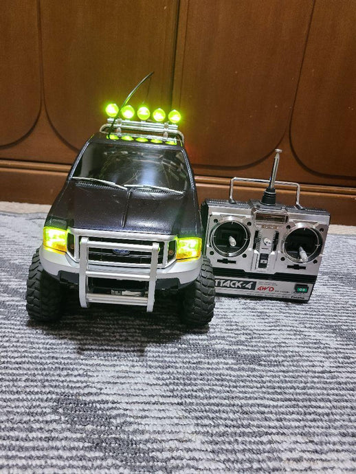 Used Tamiya 1/10 Ford F-350 High-Lift Full Operation Set with Radio