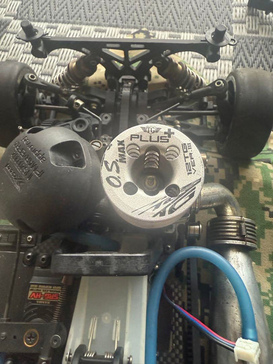 Kyosho V-ONE R4EVO with O.S. Engine & SANWA SRG-HV Servo - Used
