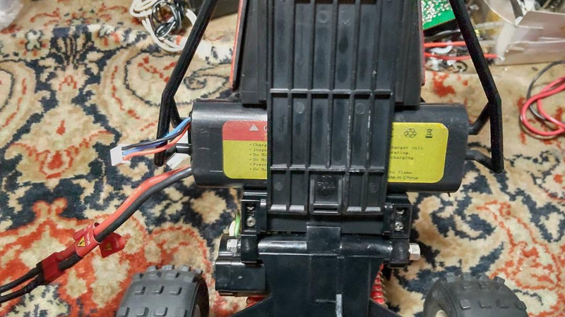 Laden Sie das Bild in Galerie -Viewer, Nikko 1/10 Super Alex Frame Buggy Vintage 1985 Custom w/ Kyosho Electronics - Used

