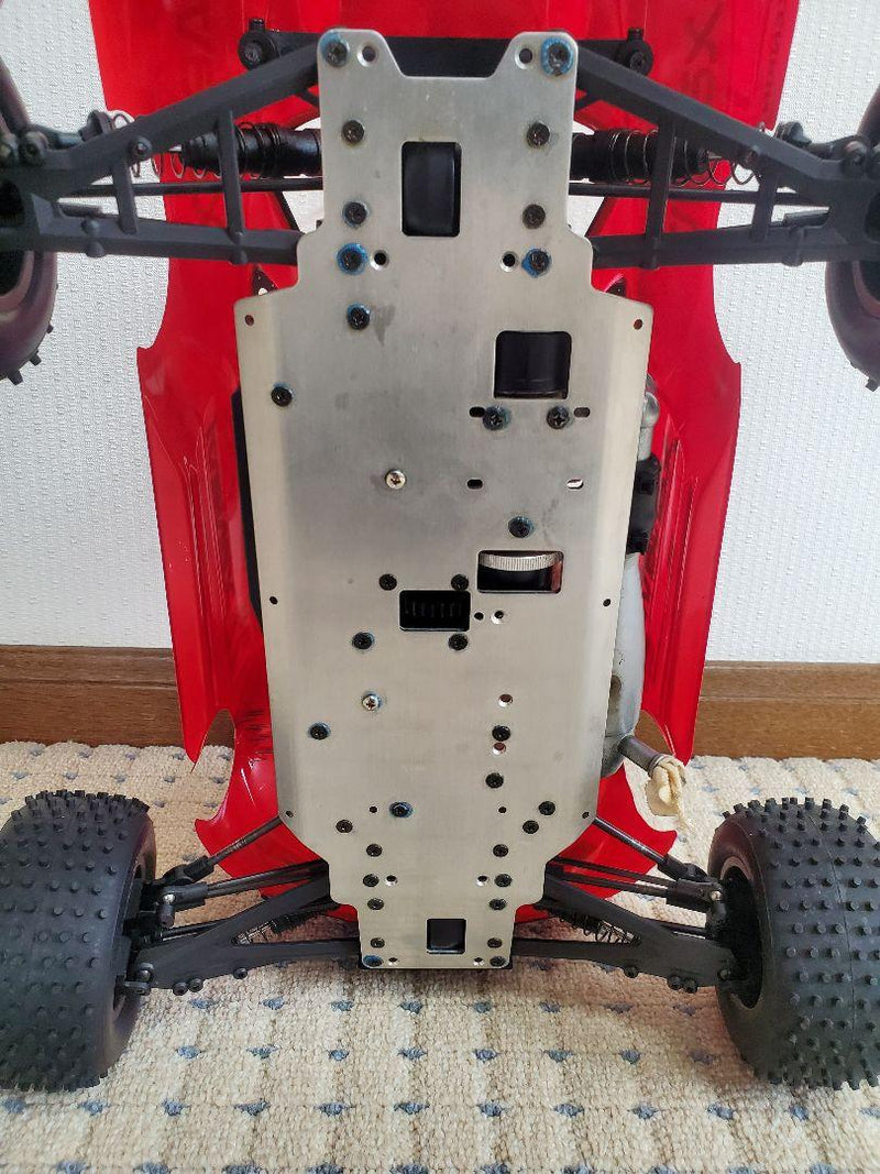 Load image into Gallery viewer, Used Kyosho 1/10 Xanavi Nismo GTR 4WD Engine RC Car Assembled
