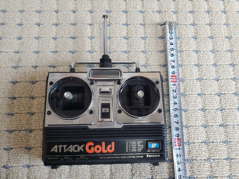 Load image into Gallery viewer, Used Kyosho 1/10 Xanavi Nismo GTR 4WD Engine RC Car Assembled
