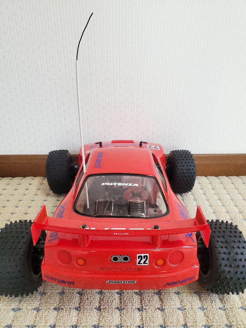 Load image into Gallery viewer, Used Kyosho 1/10 Xanavi Nismo GTR 4WD Engine RC Car Assembled
