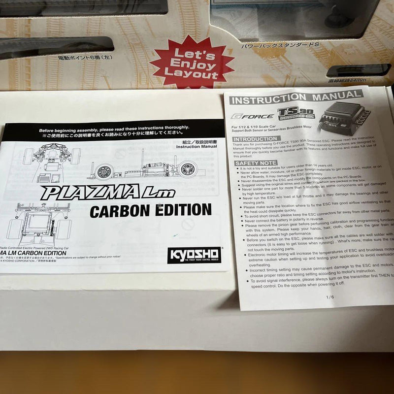 Load image into Gallery viewer, Used Kyosho Porsche 962C Joest Racing Carbon Edition Unassembled Kit
