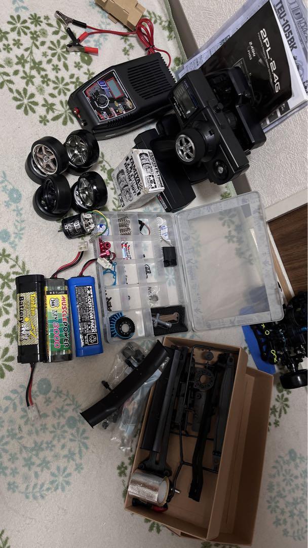 Load image into Gallery viewer, Used Tamiya TT-01D Type-E Drift RC Full Set with Futaba Radio &amp; FC3S Body
