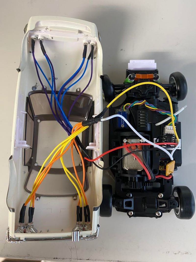 Load image into Gallery viewer, Used Mini-Z MRD with Hakosuka Body and LED Full Set Used No Battery
