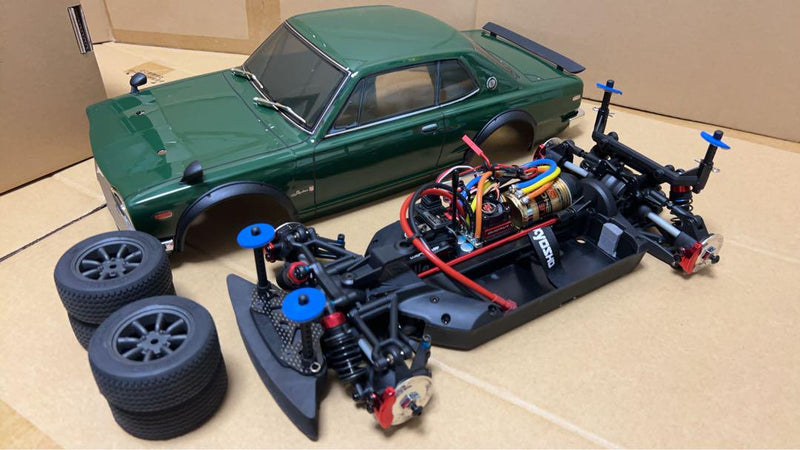 Load image into Gallery viewer, Used Kyosho Hakosuka Skyline 2000GT-R PKGC10 Assembled with Electronics Unused
