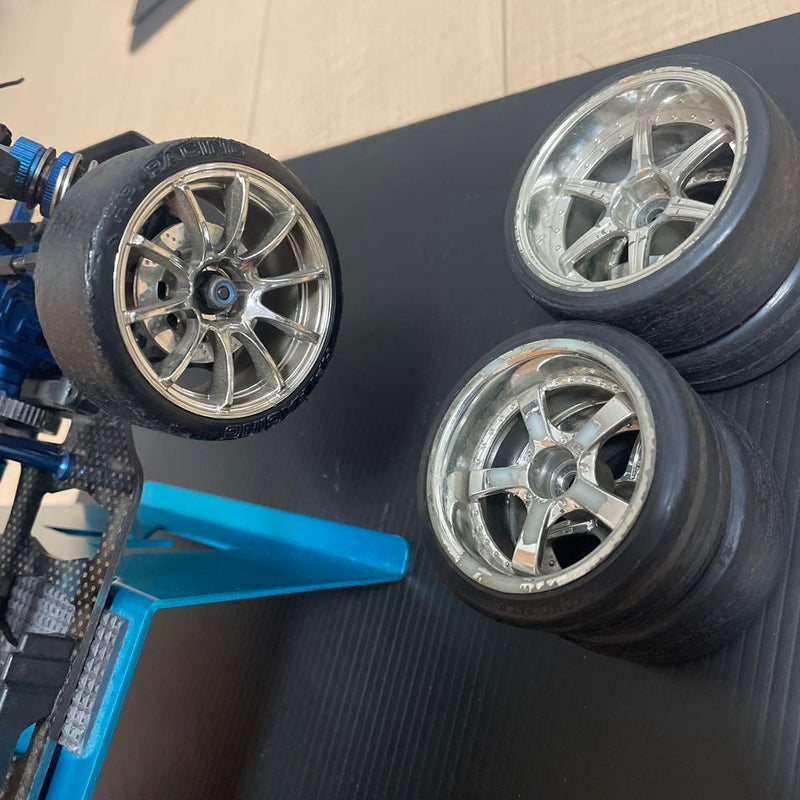 Chargez l&#39;image dans la visionneuse de la galerie, Yokomo Drift Package Drift Master with Propo Motor ESC Chassis Stand Used - Used
