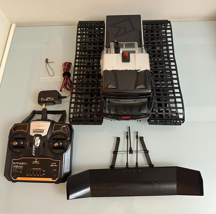 Used Kyosho Blizzard FR ReadySET Snowcat RC Vehicle Used