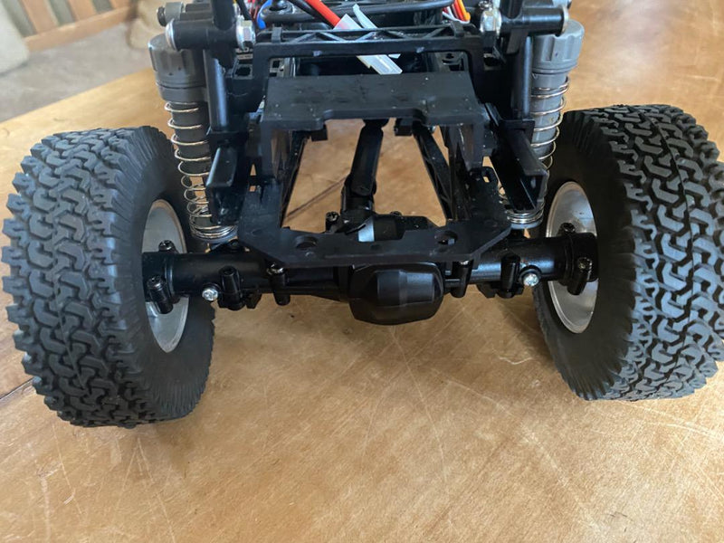 Load image into Gallery viewer, Used Tamiya 1/10 Mercedes-Benz G500 CC-02 Assembled with Futaba 3PV Used
