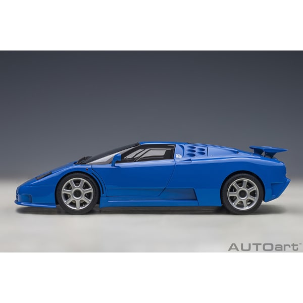 Chargez l&#39;image dans la visionneuse de la galerie, AUTOart 70917 1/18 Bugatti EB110 SS voiture moulée sous pression Composite bleu français
