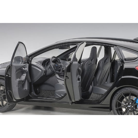 AUTOart 72952 1/18 Ford Focus RS noir moulé sous pression