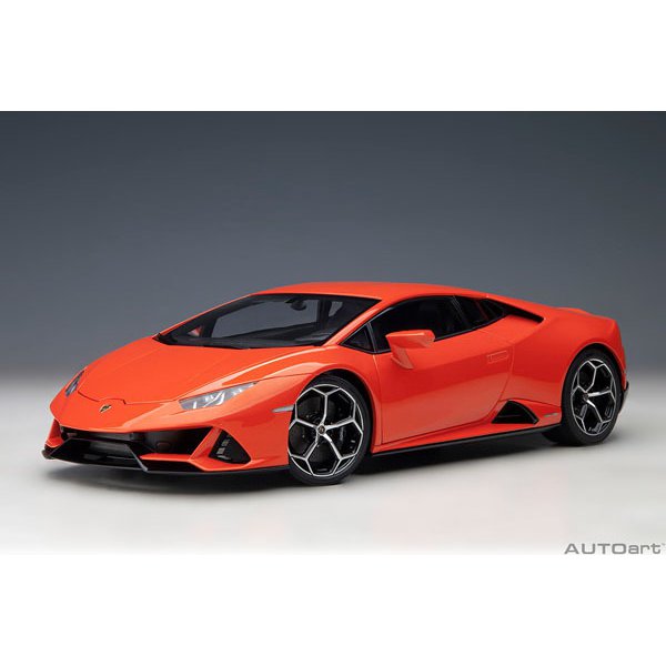 Chargez l&#39;image dans la visionneuse de la galerie, AUTOart 79214 1/18 Lamborghini Huracan EVO perle orange moulé sous pression
