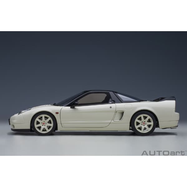 Load image into Gallery viewer, AUTOart 73219 1/18 Honda NSX-R NA2 Championship White Composite Diecast Car

