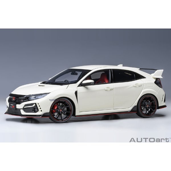 Laden Sie das Bild in Galerie -Viewer, AUTOart 73220 1/18 Honda Civic Type R FK8 2021 Championship White Diecast
