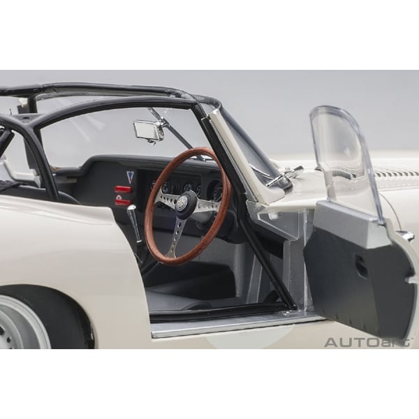 Load image into Gallery viewer, AUTOart 73649 1/18 Jaguar Lightweight E-Type White Diecast
