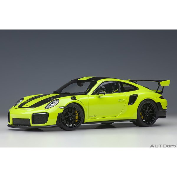 Chargez l&#39;image dans la visionneuse de la galerie, AUTOart 78187 1/18 Porsche 911 991.2 GT2 RS Weissach Package vert clair/noir carbone moulé sous pression
