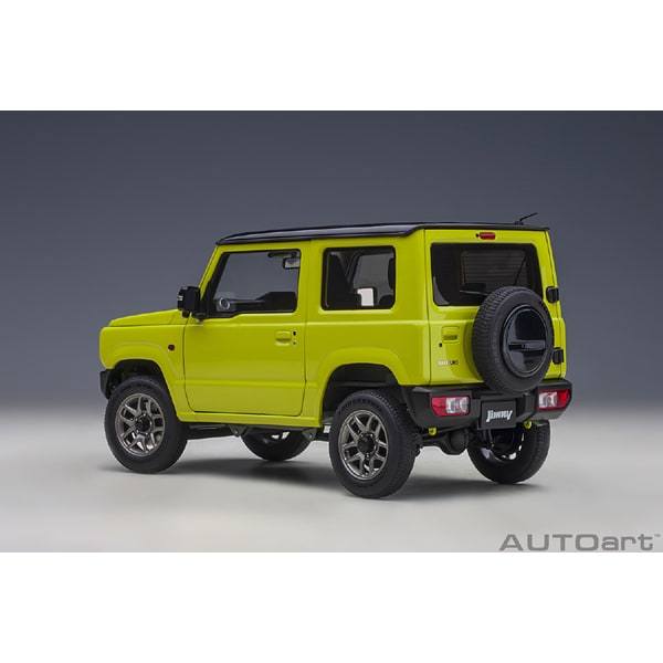 Laden Sie das Bild in Galerie -Viewer, AUTOart 78501 1/18 Suzuki Jimny JB64 Yellow/Black Roof Diecast
