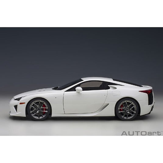 AUTOart 78850 1/18 Lexus LFA Whitest White