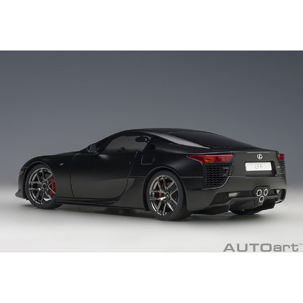 Cargue la imagen en el visor de la galería, AUTOart 78852 1/18 Lexus LFA negro mate
