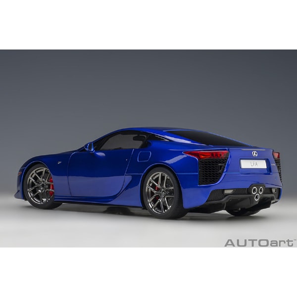 Cargue la imagen en el visor de la galería, AUTOart 78858 1/18 Lexus LFA Azul Perla
