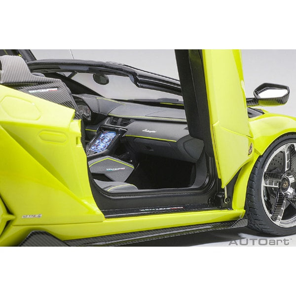 Chargez l&#39;image dans la visionneuse de la galerie, AUTOart 79118 1/18 Lamborghini Centenario Roadster vert clair moulé sous pression
