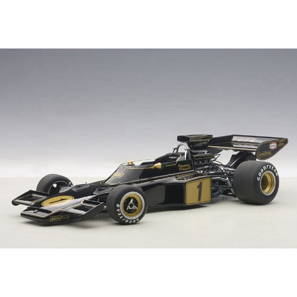 AUTOart 87327 Lotus 72E 1973 #1 Emerson Fittipaldi