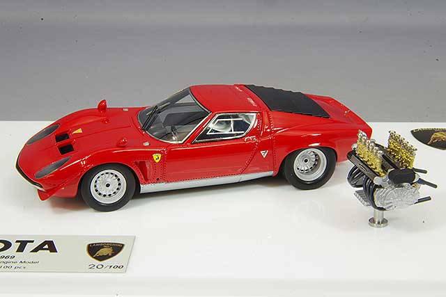 Laden Sie das Bild in Galerie -Viewer, EIDOLON 1/43 Lamborghini Miura SVJ with V12 Engine 1969
