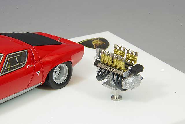 Chargez l&#39;image dans la visionneuse de la galerie, EIDOLON 1/43 Lamborghini Miura SVJ with V12 Engine 1969
