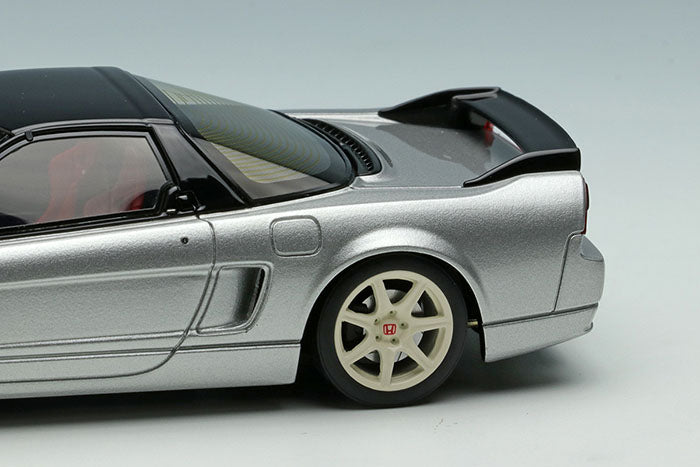 Laden Sie das Bild in Galerie -Viewer, EIDOLON EM389G Honda NSX-R (NA2) 2002 Sebring Silver Metallic
