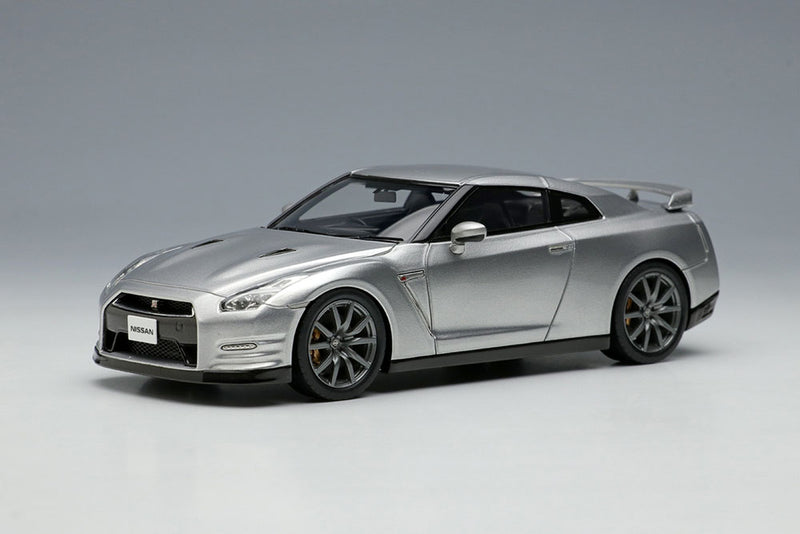 Carica immagine in Galleria Viewer, EIDOLON EM414C Nissan GT-R 2014 (Premium edition) Ultimate Silver Metallic
