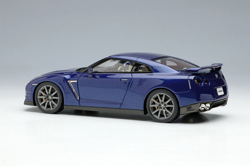 Carica immagine in Galleria Viewer, EIDOLON EM414D Nissan GT-R 2014 (Premium edition) Aurora Flare Blue Pearl
