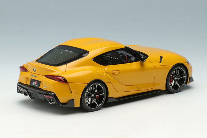 Laden Sie das Bild in Galerie -Viewer, EIDOLON EM467E Toyota GR Supra RZ 2019 Japanese ver. Lightning Yellow
