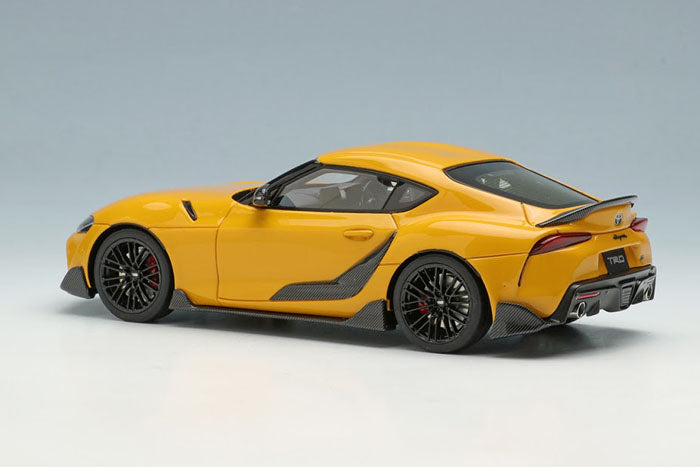 Cargue la imagen en el visor de la galería, EIDOLON EM502A Toyota GR Supra 2019 Paquete TRD Amarillo Rayo
