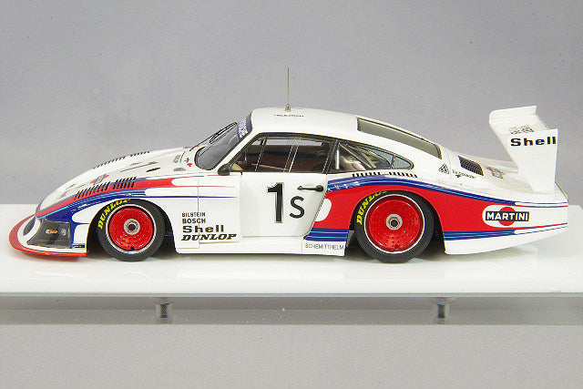 Laden Sie das Bild in Galerie -Viewer, EIDOLON 1/43 Porsche 935/78 &quot;Martini&quot; 1978 Silverstone 6H Winner #1s J.Mass/J.Ickx
