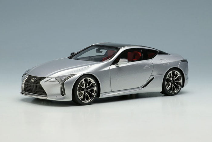 Chargez l&#39;image dans la visionneuse de la galerie, EIDOLON EM558C Lexus LC500 L Package 2017 Sonic Silver Limited 50pcs
