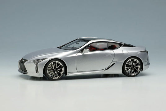 EIDOLON EM558C Lexus LC500 L Paquete 2017 Sonic Silver Limited 50 piezas