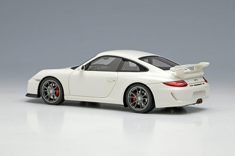 Laden Sie das Bild in Galerie -Viewer, EIDOLON EM602C 1/43 Porsche 911 997.2 GT3 2010 Carrara White Pure White Resin
