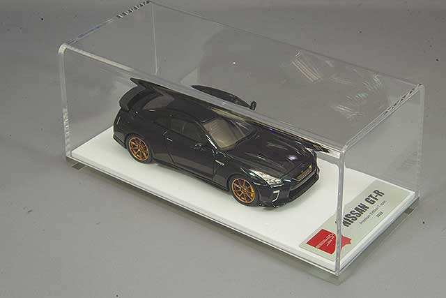 Chargez l&#39;image dans la visionneuse de la galerie, EIDOLON 1/43 Nissan GT-R Premium Edition T-spec 2022 Midnight Purple
