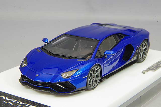 Cargue la imagen en el visor de la galería, EIDOLON 1/43 Lamborghini Aventador LP780-4 Ultimae 2021 Blu Nereid
