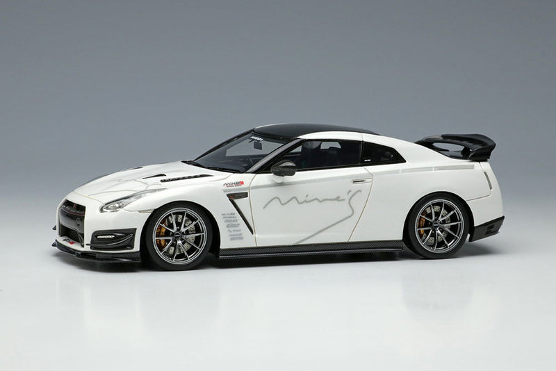 Carica immagine in Galleria Viewer, EIDOLON EM643 Mine&#39;s GT-R (R35) 2021 Pearl White
